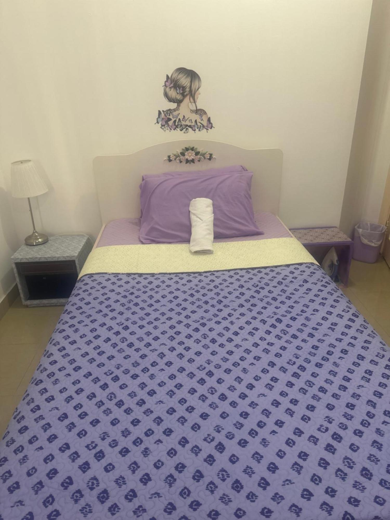 Apartment The Purple Place 2 Abu Dhabi